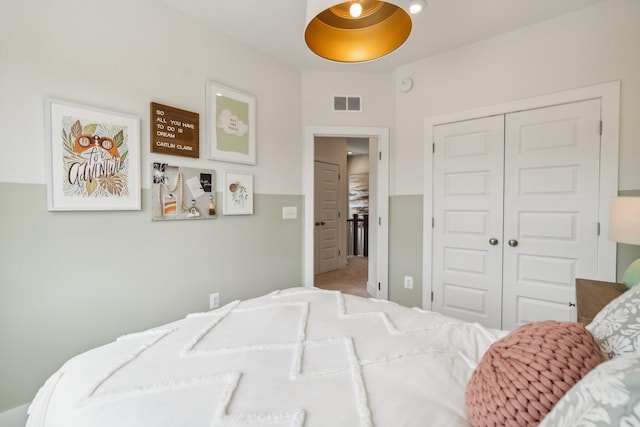 bedroom with a closet