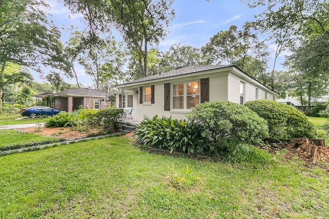 1909 Swift Ave, Charleston, SC 29407 - view of front of home with a front lawn