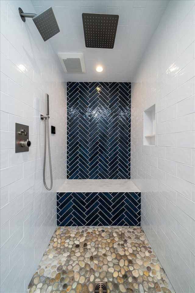 375 Seewee Cir, Mount Pleasant, SC 29464 - full bathroom featuring tiled shower