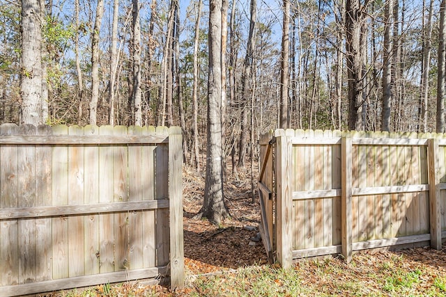 544 Beverly Dr, Summerville, SC 29485 - view of outdoor structure featuring fence