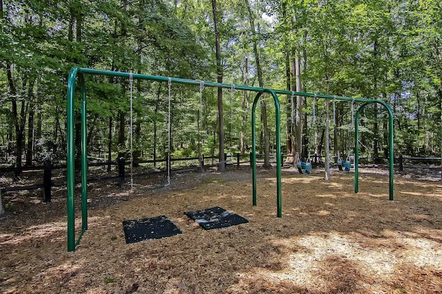 544 Beverly Dr, Summerville, SC 29485 - view of community playground