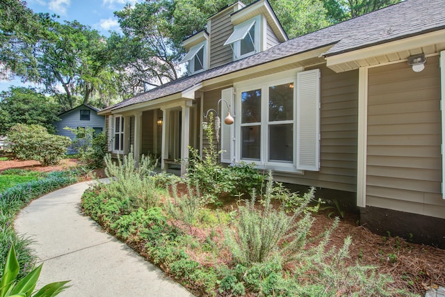 1052 Yorktown Dr, Charleston, SC 29412 - view of side of property with a shingled roof