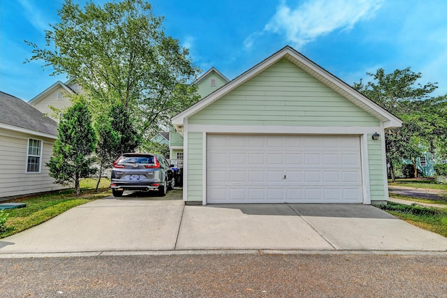 view of detached garage