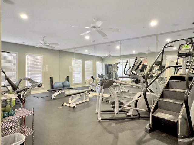 exercise room featuring ceiling fan