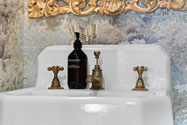 176 Smith St, Charleston, SC 29403 - bathroom view of a sink