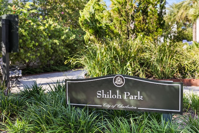 176 Smith St, Charleston, SC 29403 - view of community / neighborhood sign