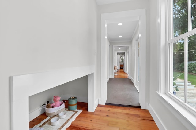 1151 Camellia Dr, Mount Pleasant, SC 29464 - hall featuring light wood-style flooring, baseboards, and recessed lighting