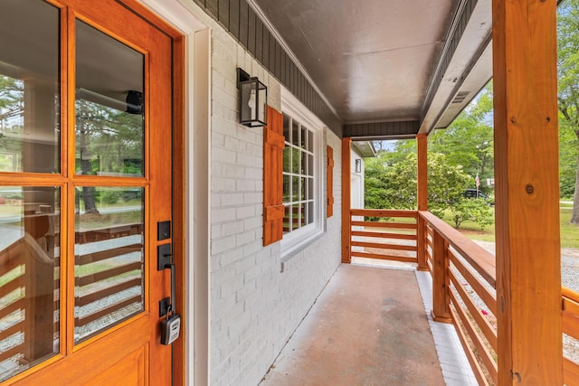 balcony featuring a porch