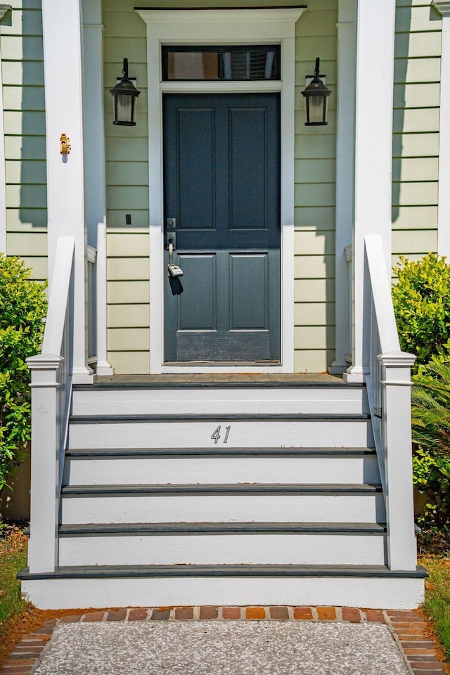 view of entrance to property
