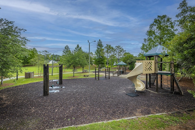 7011 Windmill Creek Rd, Charleston, SC 29414 - community playground with a yard