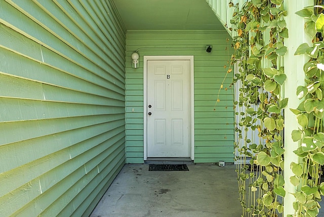 view of entrance to property