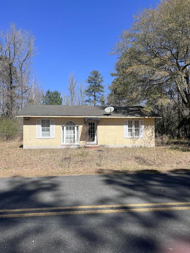 view of single story home