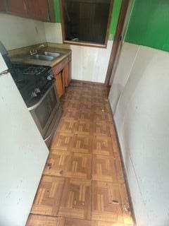 495 Majority Rd, Orangeburg, SC 29118 - kitchen featuring gas range and a sink