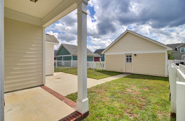 view of yard with a patio area