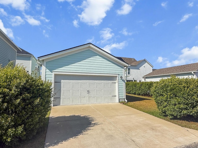 403 Cool Bend Ln, Summerville, SC 29486 - garage featuring driveway