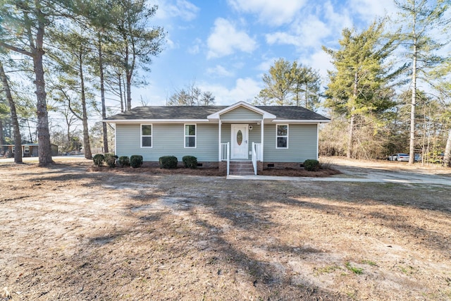 ranch-style house with crawl space