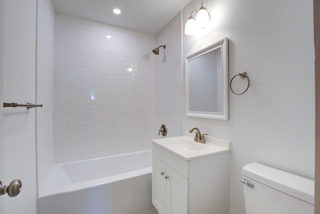 2135 Clayton St, Charleston, SC 29414 - full bathroom with toilet, vanity, and shower / washtub combination
