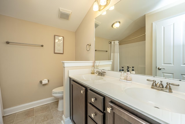 220 Brutus Ln, Summerville, SC 29485 - full bath featuring toilet, baseboards, lofted ceiling, double vanity, and a shower with shower curtain