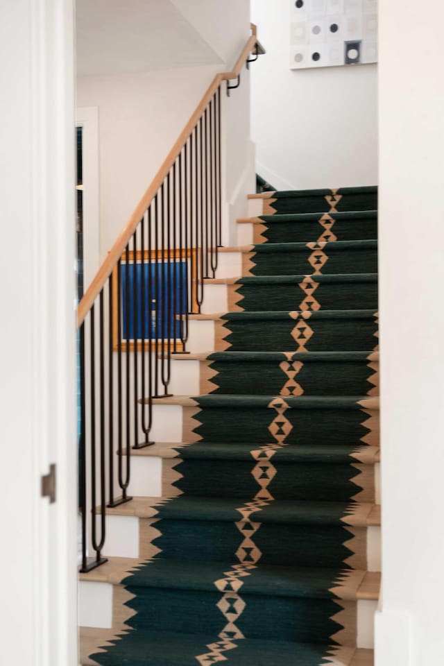 926 Pitt St, Mount Pleasant, SC 29464 - view of stairway