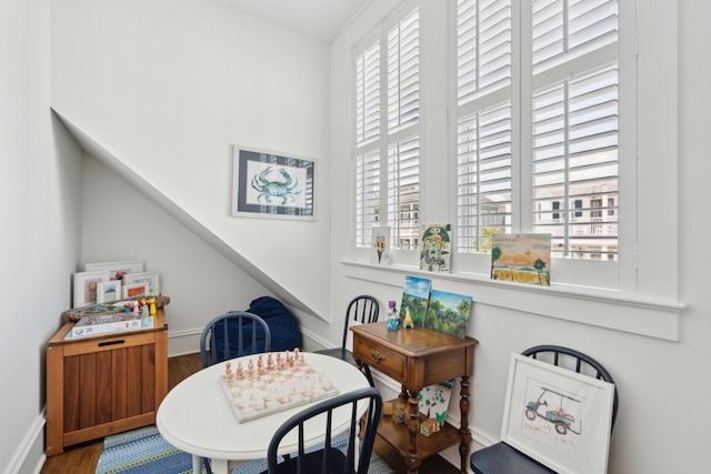 371 Bridgetown Pass, Mount Pleasant, SC 29464 - sitting room featuring wood finished floors and baseboards