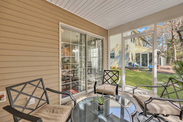 view of sunroom / solarium