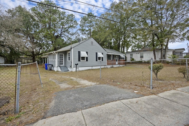 2736 Bonds Ave, North Charleston, SC 29405 - view of front facade