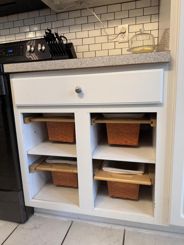 101 Cobblers Glen Ct, Lexington, SC 29072 - details with decorative backsplash and light countertops