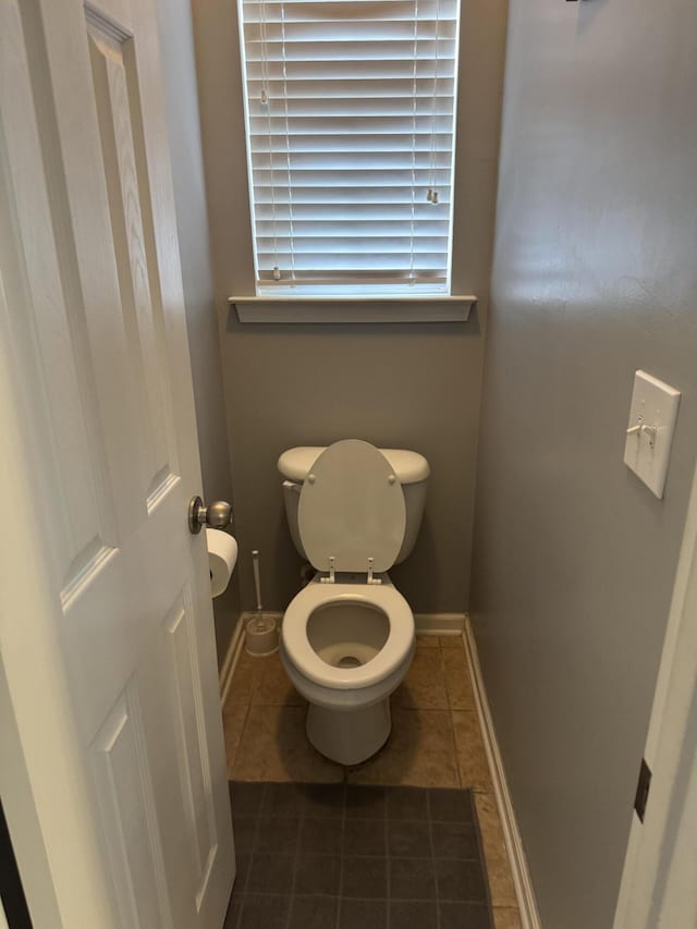 101 Cobblers Glen Ct, Lexington, SC 29072 - bathroom featuring baseboards, tile patterned flooring, and toilet