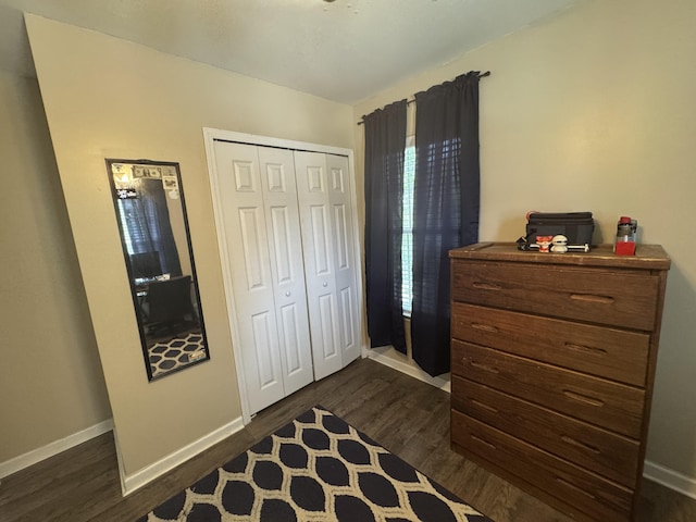 101 Cobblers Glen Ct, Lexington, SC 29072 - bedroom featuring baseboards, a closet, and dark wood-style flooring