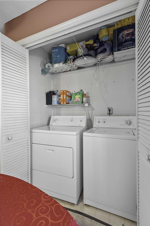 laundry room featuring independent washer and dryer