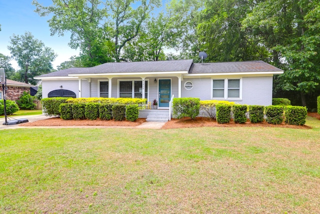 1416 Glencoe Dr, Mount Pleasant, SC 29464 - single story home featuring a porch, a front yard, and brick siding