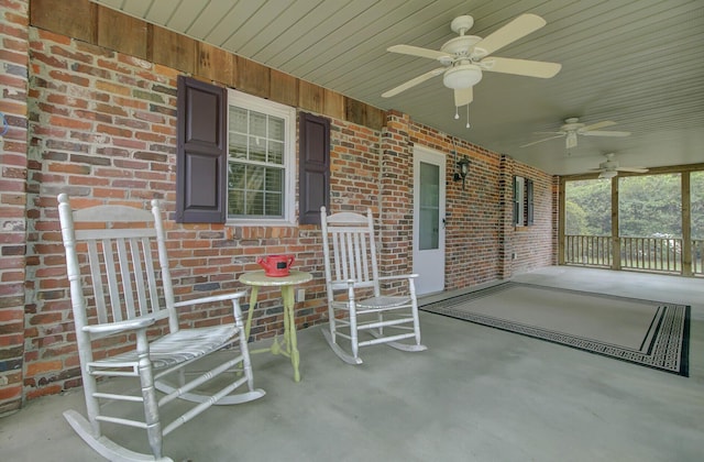 view of patio / terrace with ceiling fan and covered porch