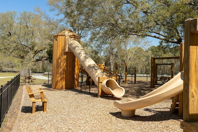 148 Omalley Dr, Summerville, SC 29483 - community jungle gym with fence