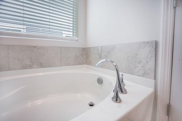 533 Richfield Way, Summerville, SC 29486 - bathroom featuring a bath