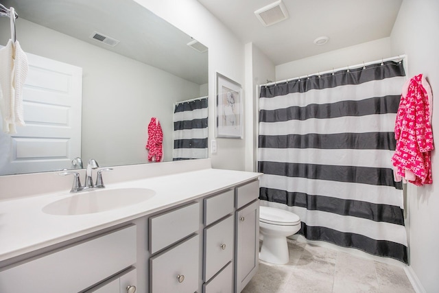 533 Richfield Way, Summerville, SC 29486 - bathroom featuring vanity, a shower with shower curtain, toilet, and visible vents
