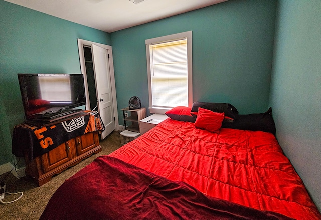 view of carpeted bedroom