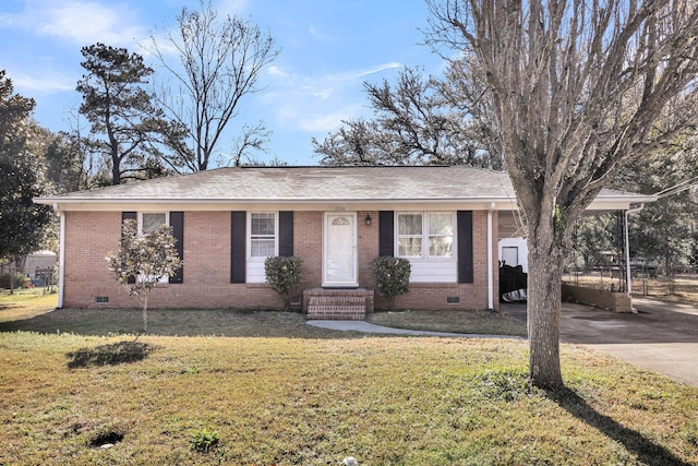 ranch-style home featuring a shingled roof, a front lawn, brick siding, and crawl space