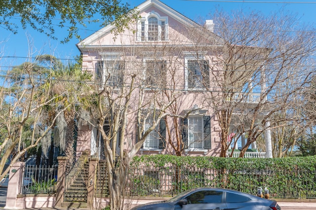 view of front of house