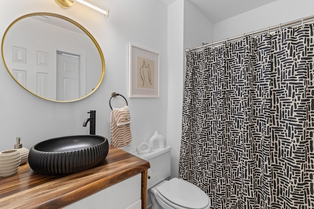 1324 Southlake Dr, Mount Pleasant, SC 29464 - full bath with toilet, vanity, and a shower with shower curtain