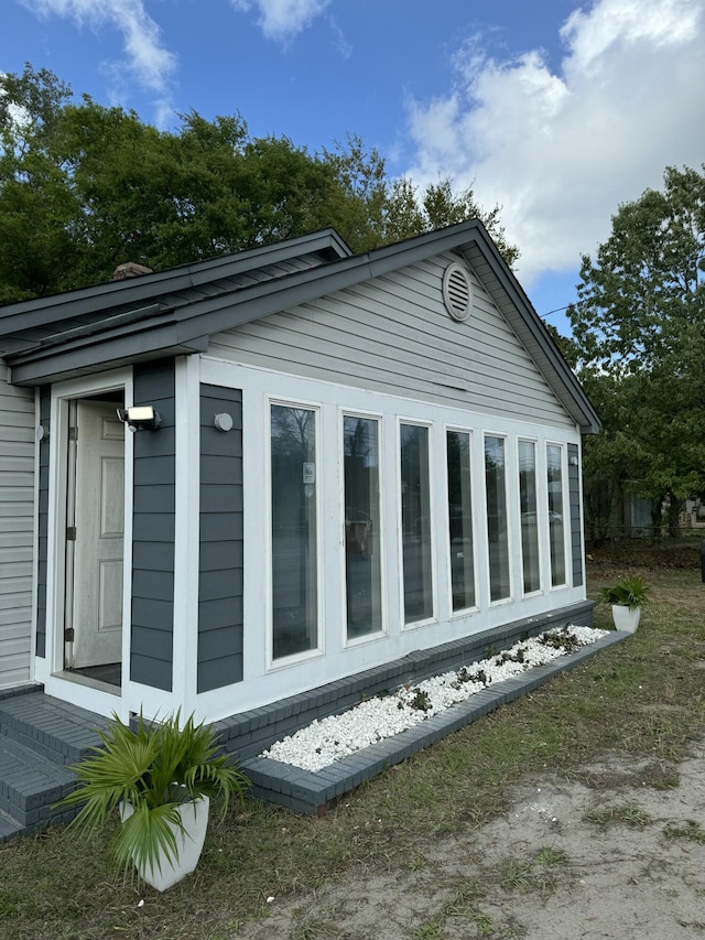 1488 Remount Rd, North Charleston, SC 29406 - view of side of home