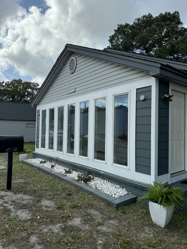 1488 Remount Rd, North Charleston, SC 29406 - view of side of home