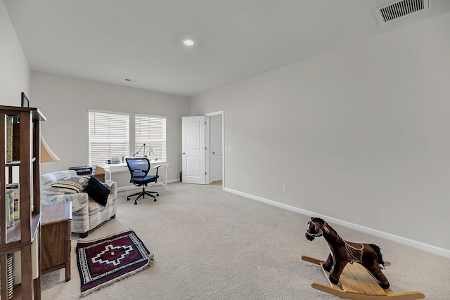 interior space with visible vents, baseboards, carpet floors, and recessed lighting