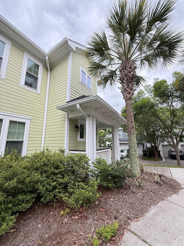 1225 Blakeway St Unit 906, Charleston, SC 29492 - view of side of home with covered porch