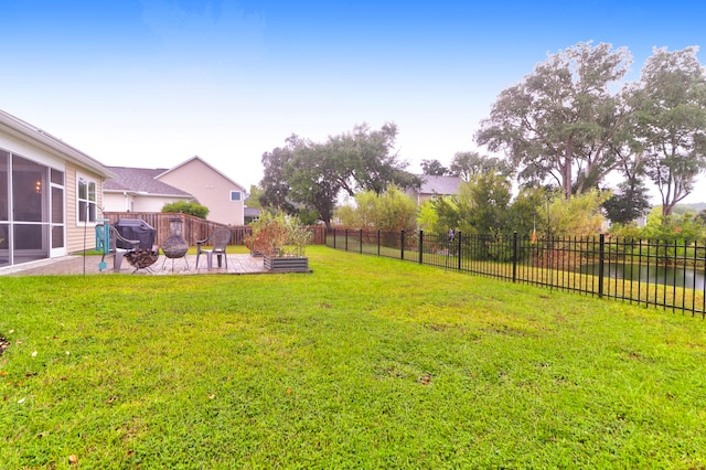 view of yard with a patio area