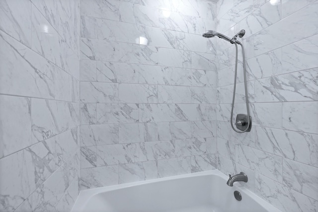 123 Lewisfield Dr, North Charleston, SC 29418 - bathroom featuring shower / tub combination