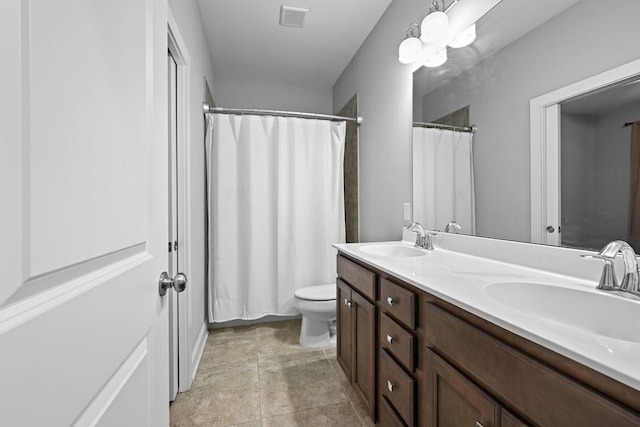 410 Eliston St, Summerville, SC 29486 - full bath featuring toilet, double vanity, and a shower with curtain