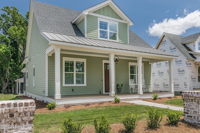 view of front of home with covered porch