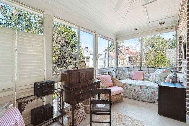 sunroom with vaulted ceiling