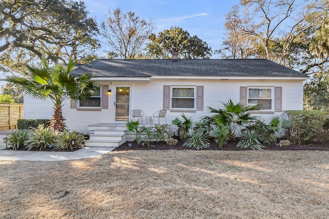 view of front of house with a front yard