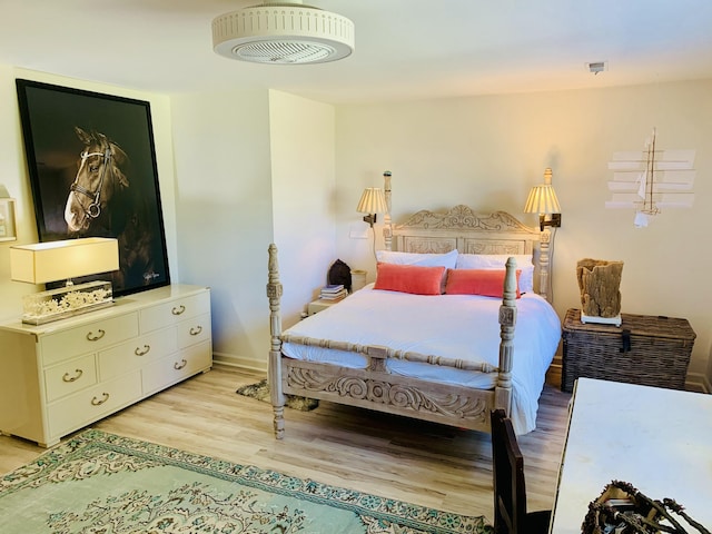 1202 Ventura Pl, Mount Pleasant, SC 29464 - bedroom featuring baseboards and light wood-style flooring